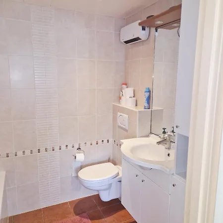 Bed & Breakfast Chez Paz Neer